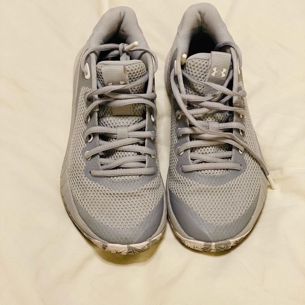 UNDER ARMOR grey sneakers ✔️